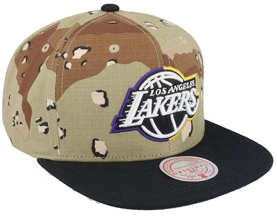 Los Angeles Lakers camo and black snapback hat featuring embroidered team logo on front. Ideal for fans and collectors.