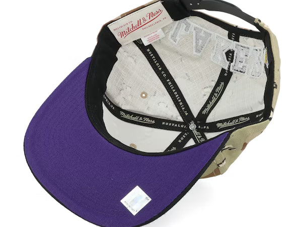 Los Angeles Lakers Mitchell & Ness Camo/Black Snapback Hat