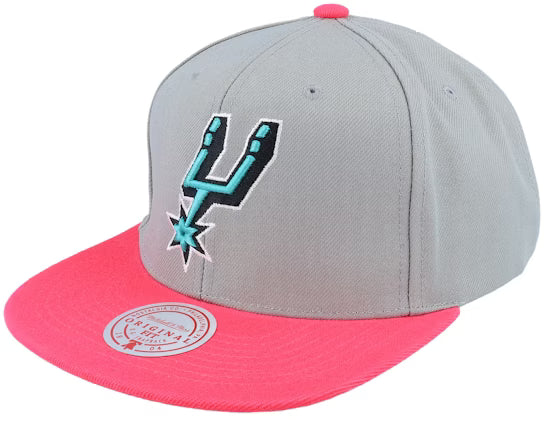 San Antonio Spurs gray and pink HWC snapback cap featuring the team's logo on the front. Ideal for fans and collectors.