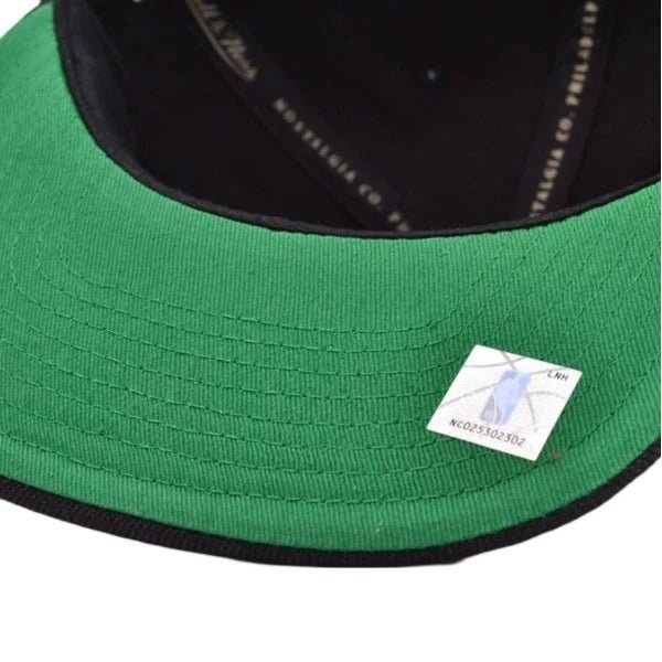 Atlanta Hawks Black Retro Bird Logo Snapback Hat - Mitchell & Ness -