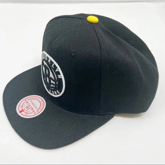 Brooklyn Nets Black/Yellow Snapback Hat - Mitchell & Ness -