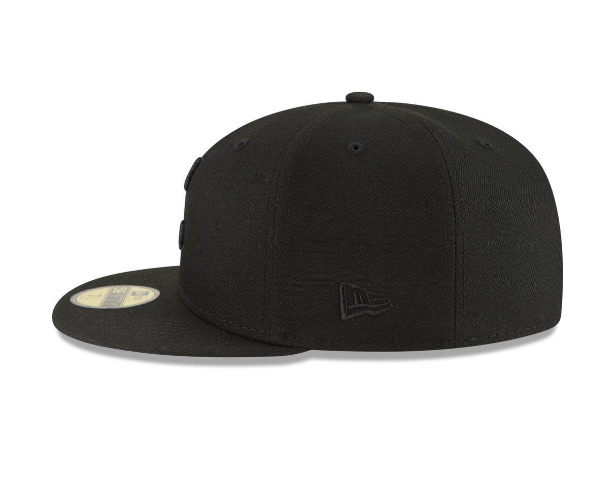Cleveland Guardians Authentic Collection Blackout 59FIFTY Fitted - New Era -