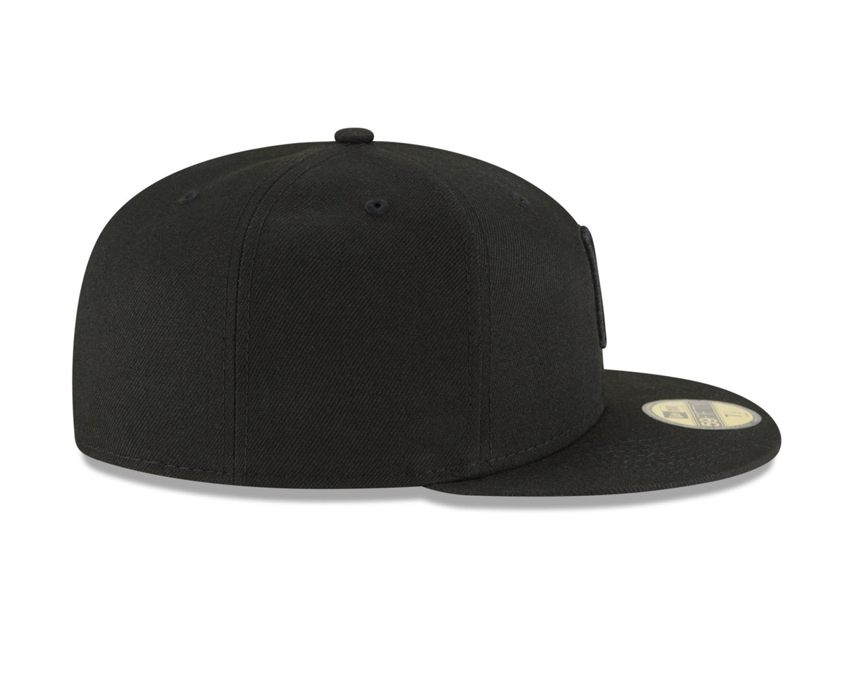 Cleveland Guardians Authentic Collection Blackout 59FIFTY Fitted - New Era -