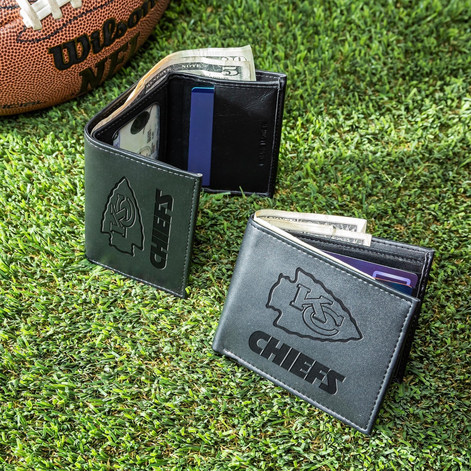 Kansas City Chiefs, Bi - Fold and Tri - Fold Wallet Gift Set, Black - EG Collective - 801946326878