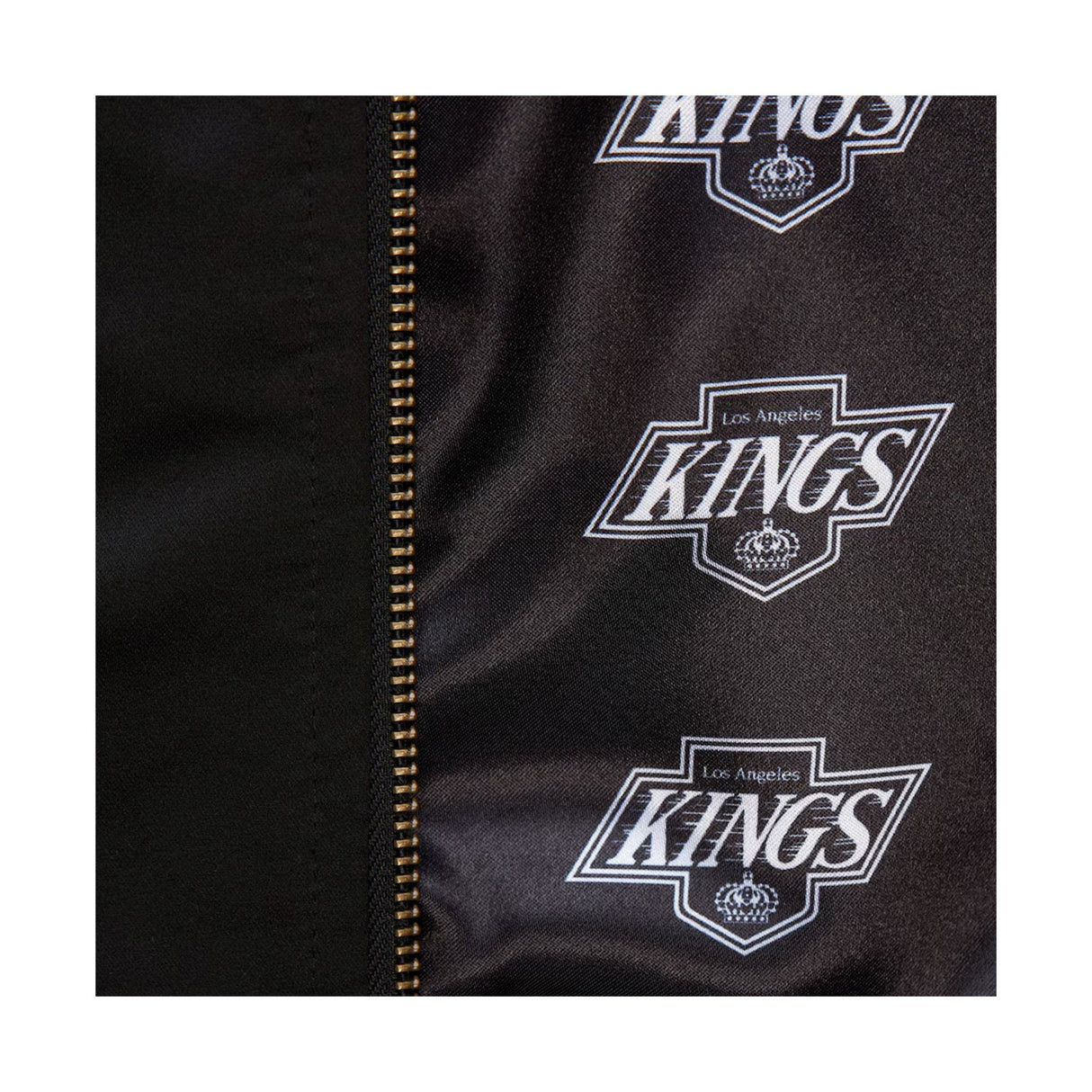 Los Angeles Kings Vintage Hockey Satin Black Full - Zip Bomber Jacket - Mitchell & Ness - 22490231601