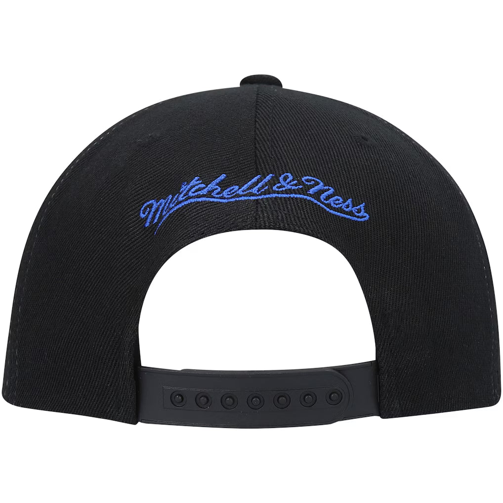 Los Angeles Clippers Winner Circle Black Snapback Hat