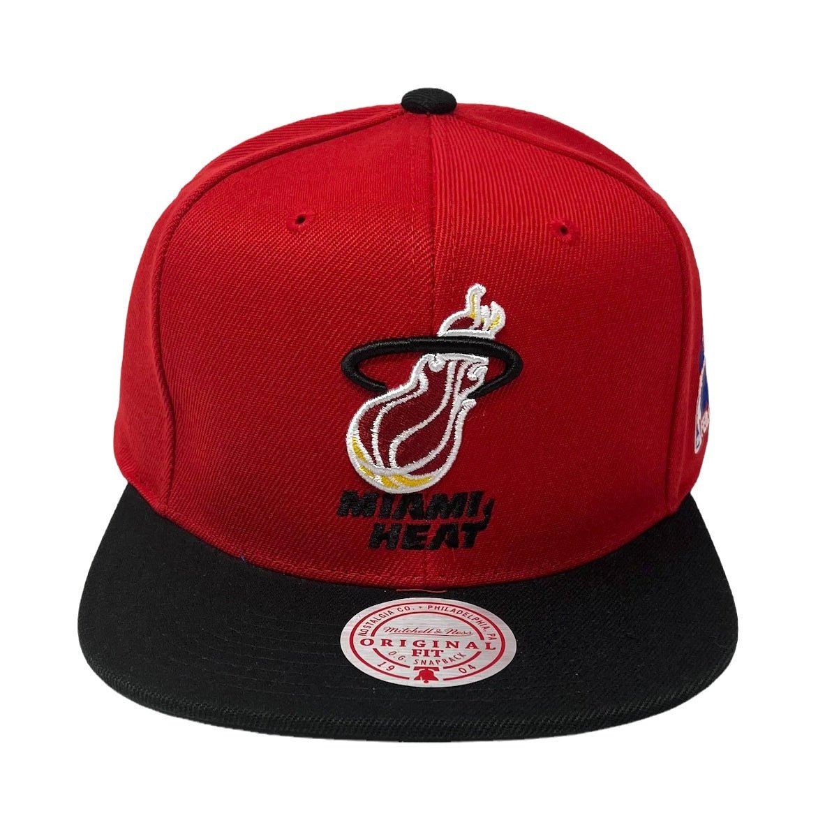 Miami Heat Red/Black Classic Logo Snapback Hat - Mitchell & Ness -