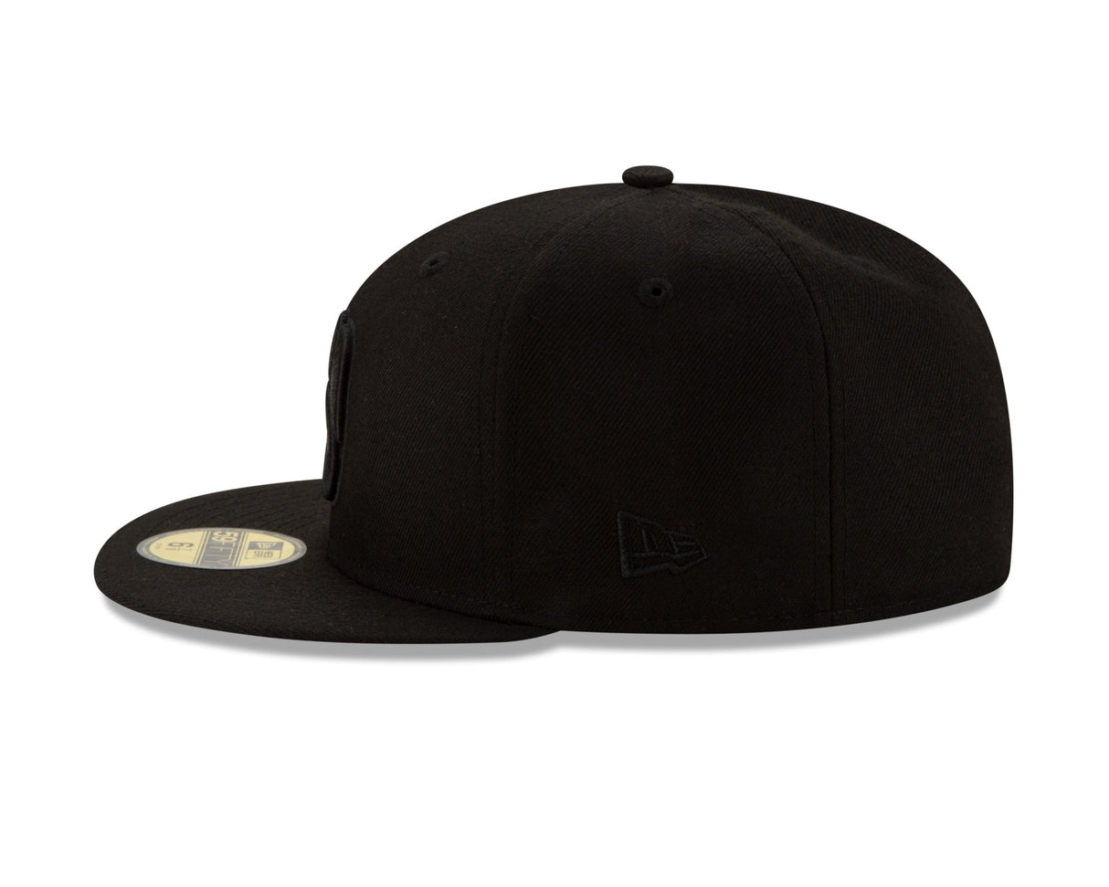 Milwaukee Brewers Authentic Collection Blackout 59FIFTY - New Era -