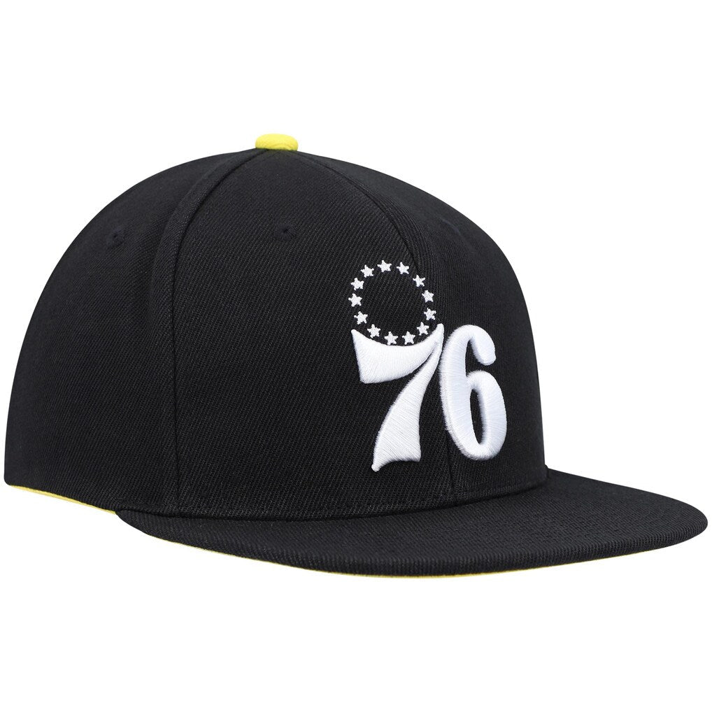 Philadelphia 76ers Black Lightning Hook Snapback Hat - Mitchell & Ness -