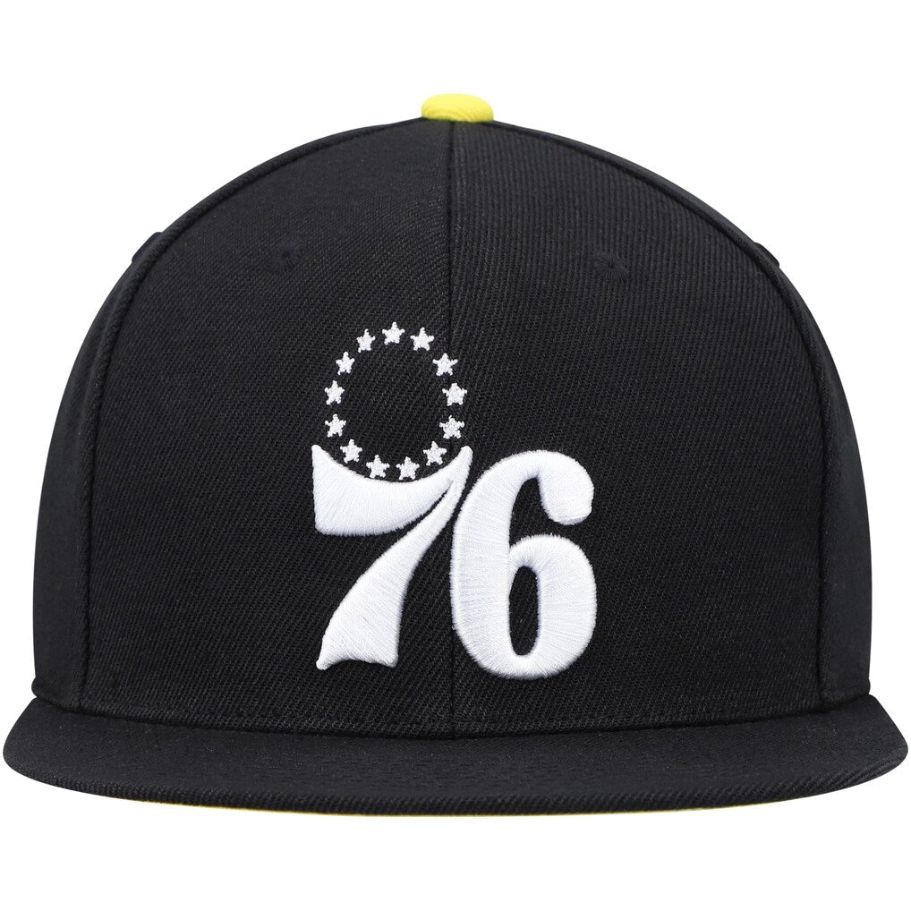 Philadelphia 76ers Black Lightning Hook Snapback Hat - Mitchell & Ness -