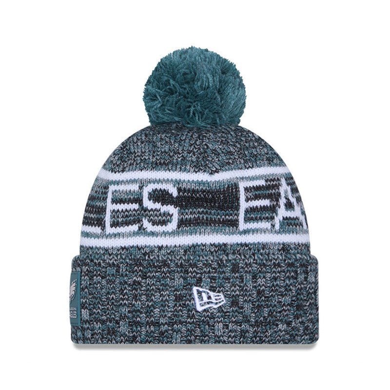 Philadelphia Eagles Script Pom Cuffed Knit Beanie - New Era -