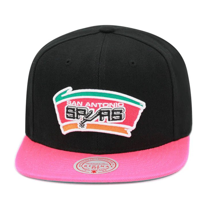 San Antonio Spurs Black/Pink HWC Snapback Hat - Mitchell & Ness -