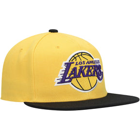 Los Angeles Lakers black Hardwood Classics Core snapback cap featuring a bold team logo and a contrasting yellow crown.