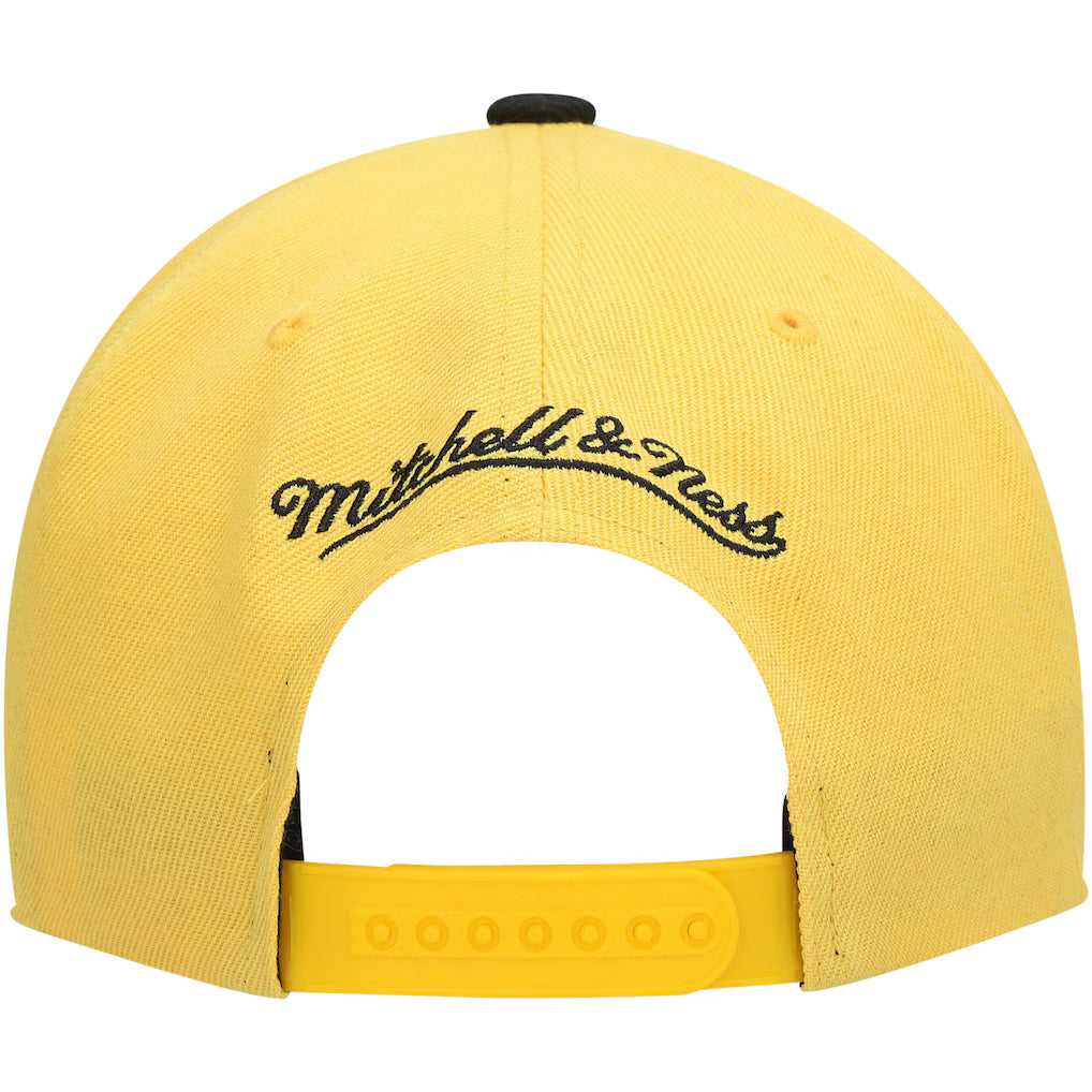 Los Angeles Lakers Black Hardwood Classics Core Snapback Hat