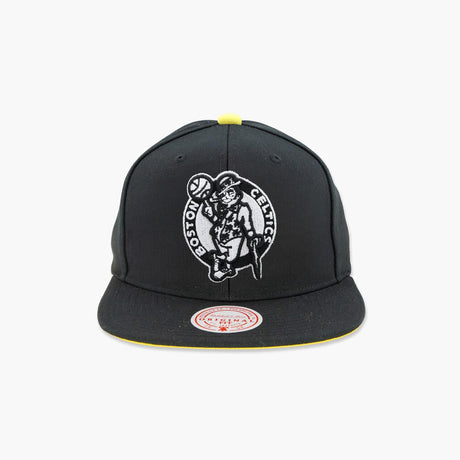Boston Celtics Lightning Hook Black & Yellow Snapback Hat - Mitchell & Ness - 31002201