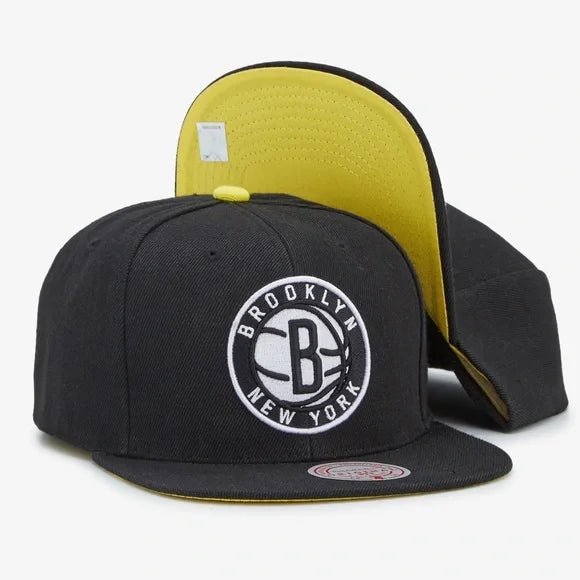 Brooklyn Nets Black/Yellow Snapback Hat - Mitchell & Ness - 