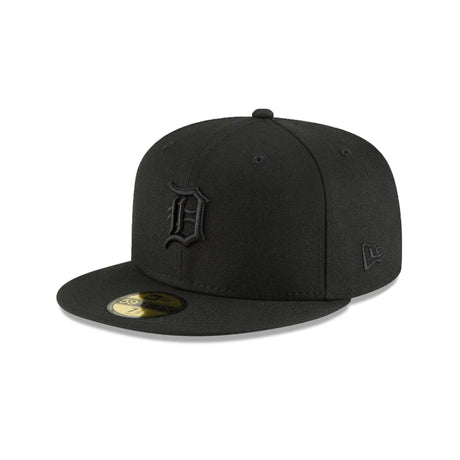 Detroit Tigers Authentic Collection Black On Black 59FIFTY Fitted Hat - New Era - 23670842702