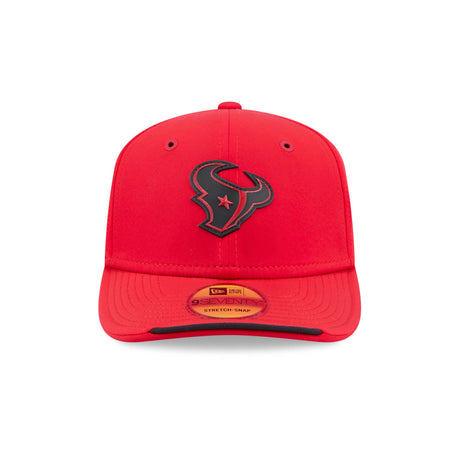 Houston Texans 2026 NFL Sideline Collection Red 9SEVENTY Stretch-Snap Hat - New Era - 23850513206