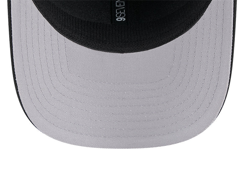 Long Beach State Black 9SEVENTY Stretch - Snap Hat - New Era - 234303631