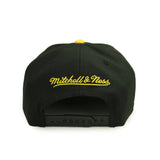 Los Angeles Lakers Black/Yellow Billboard Classics Snapback Hat - Mitchell & Ness - 