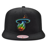 Miami Heat Black Thermal Flame Logo Snapback Hat - Mitchell & Ness - 