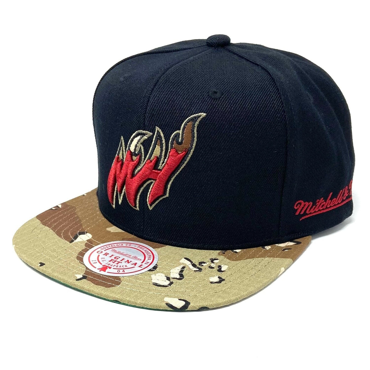 Miami Heat Black/Camo Flame Logo Snapback Hat - Mitchell & Ness - 