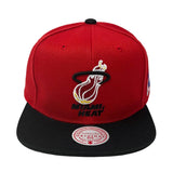 Miami Heat Red/Black Classic Logo Snapback Hat - Mitchell & Ness - 