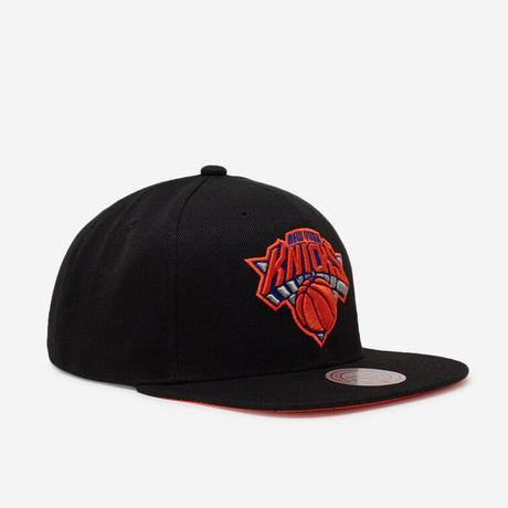 New York Knicks Black Script Snapback - Mitchell & Ness - 
