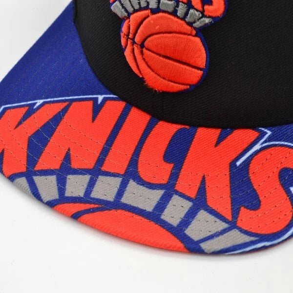 New York Knicks Black/Blue Hardwood Classics Snapback - Mitchell & Ness - 