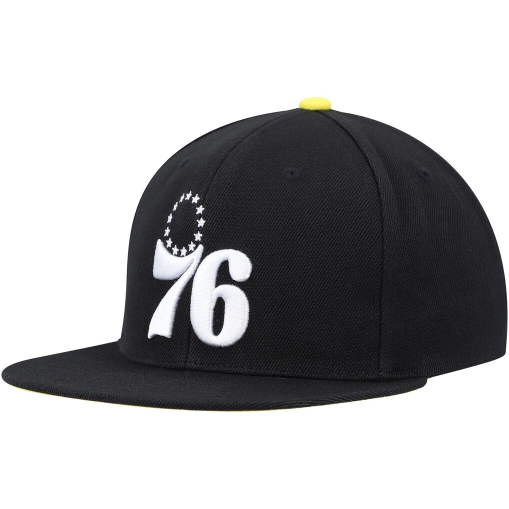 Philadelphia 76ers Black Lightning Hook Snapback Hat - Mitchell & Ness - 