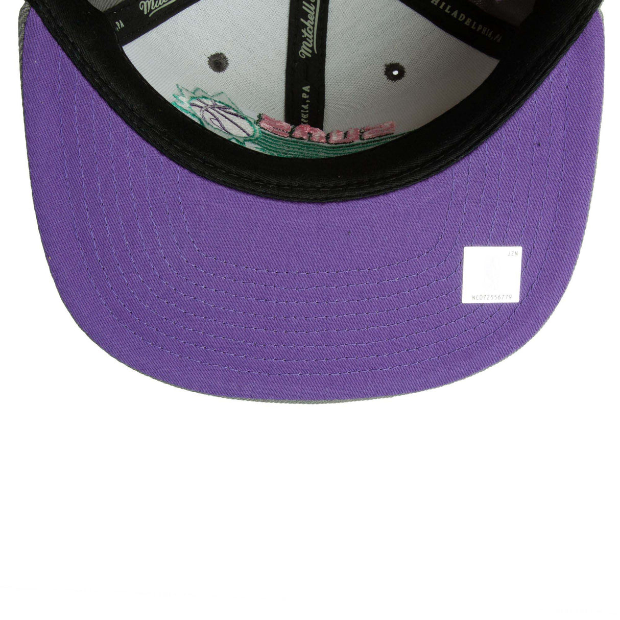 Phoenix Suns Silver Classic Fitted Hat - Mitchell & Ness - 