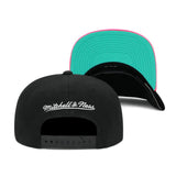 San Antonio Spurs Black/Pink HWC Snapback Hat - Mitchell & Ness - 