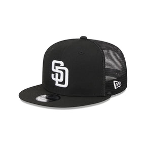 San Diego Padres Evergreen Black 9FIFTY Snapback Trucker Hat - New Era - 23012741901