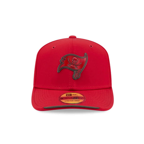 Tampa Bay Buccaneers 2026 NFL Sideline Collection Red 9SEVENTY Stretch-Snap Hat - New Era - 23850510701