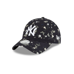 Women’s New York Yankees Floral Butterflies Navy Blue 9TWENTY Adjustable Hat - New Era - 23050543003